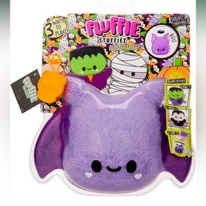 Fluffie Stuffiez Halloween Bat Small Collectible Feature
Plush, Surprise Reveal